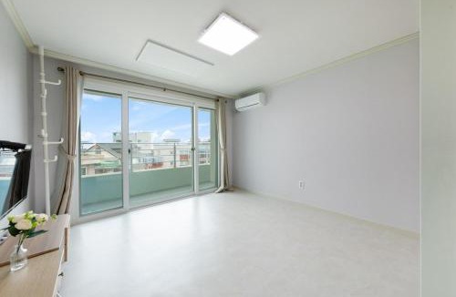 Samcheok House | Samcheok Jangho Good Morning Pension