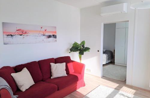 Oulu Apartment | Saunallinen kaksio ilmastoinnilla ja autopaikalla!