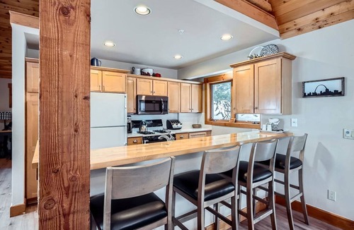 Keystone Cabin | Scenic Keystone Colorado Mountain Retreat with Hot Tubs and Shuttle Access