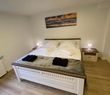 Boostedt Apartment | Schöne Wohnung mit Garten beim Outletcenter 5 km