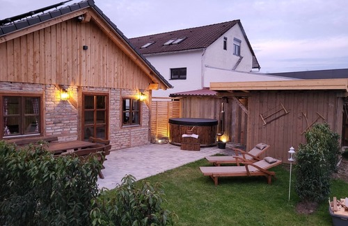 Hengersberg Ski Chalet | Schönes Wellness Chalet für Eine Auszeit im Woid !