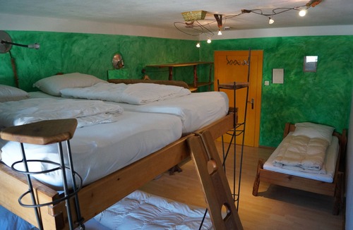 Bihlerdorf Hostel | Schiff Bihlerdorf- Hostel