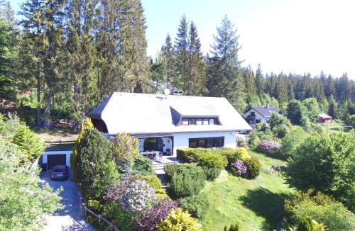 Falkau House | Schwarzwald-Villa mit Indoor-Pool