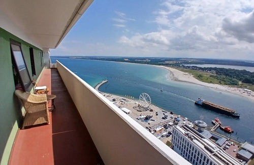 Alt-Travemunde/Ronnau Apartment | Sea View Studio for 2 Guests, 32nd Floor