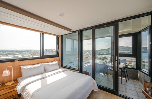 Hangyeong House | Seasaide View Pension 2