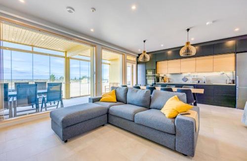 Kalajoki Apartment | Seaview Villa Resort Incl WiFi, AC, Terrace