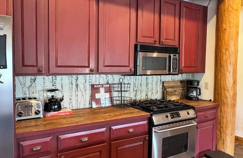 Granby Cabin | Secluded cabin in Fraser w/hot tub, views, 15 mins from Winter Park, sleeps 16.