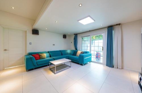 Gangneung Hotel | Secret Forest Pool Villa