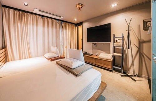 Taeheung-ri House | Seogwipo Black Land Lace Spa Pension