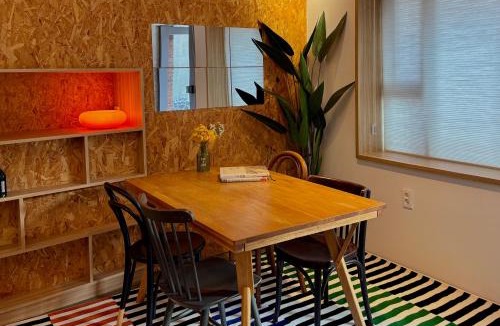 Seochon Apartment | Seoul home near the president palace