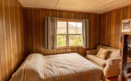 Grand Lake Cabin | Shadowcliff Mountain Lodge & Retreat Center