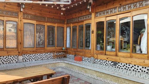 Andong House | Shine Wolyeong