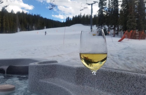 Copper Mountain House | Sierra House - Ski-in/Ski-Out - Ski off patio