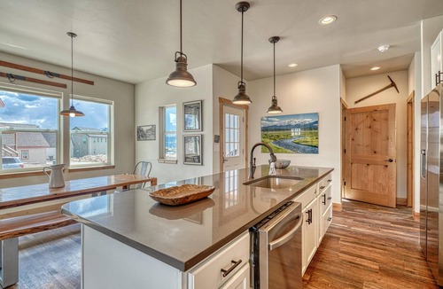 Leadville House | Silver Rush- Brand New Railyard home minutes to Copper & Ski Cooper!