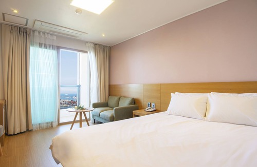 Downtown Hotel | Sims Hotel