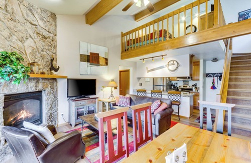 Steamboat Springs Condo | Ski Area Views - On Bus Line - Walk to Grocery Store - Community Hot Tub