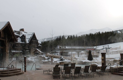 Breckenridge Resort | Ski in/Ski out 2BR Condo at Grand Lodge on Peak 7 in Breckinridge, CO. 10-17 Jan