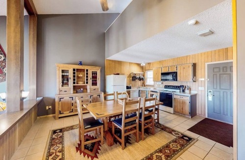 Silvercreek Condo | Ski-in/ski-out condo with loft, pool, basketball court & mountain-view balcony