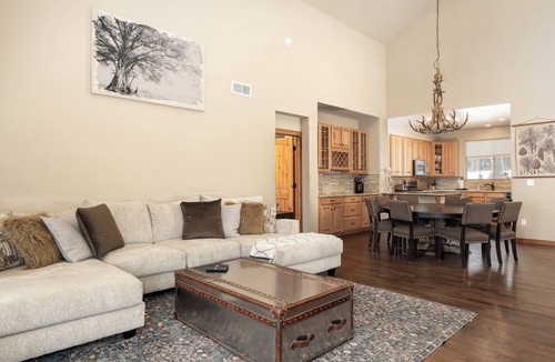 Silvercreek House | Ski in/Ski out in Granby Ranch w/Private Hot tub!