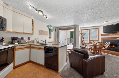 Winter Park Condo | Ski-in Ski-Out studio with updated interior