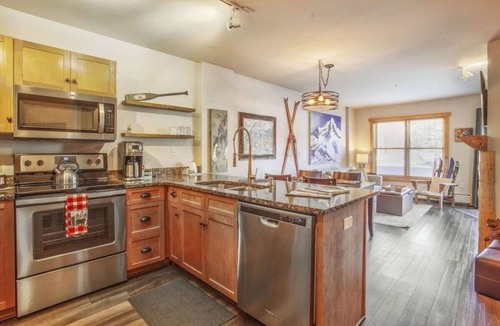 East Village at Copper Condo | Ski In/Ski Out East village