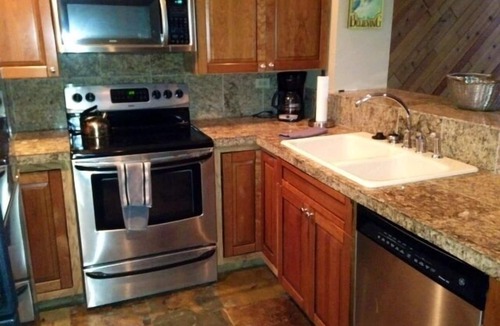 Vail Condo | Ski Vail Great location , short walk to Gondola. Pet friendly STR #004744