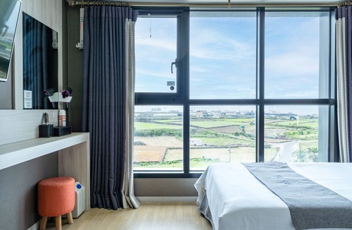 Hallim Hotel | Sky Hotel