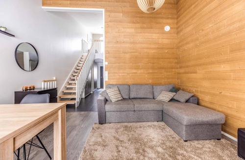 Kalajoki Apartment | SkyVillas B29 Central location Incl WiFi, AC, Sauna, Balcony