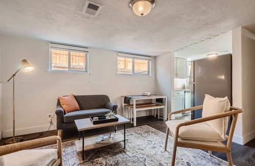 Berkley House | Sleeps 10 I Denver I Red Rocks I Tennyson I Pets