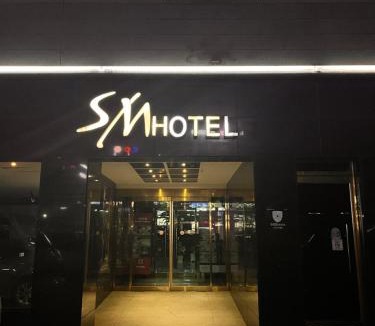 Gyo-dong Hotel | SM Hotel