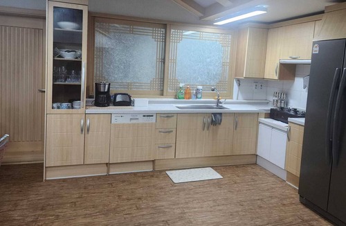 Pyeongtaek Apartment | Smooth Escape near Camp Humphreys with family-friendly vibes