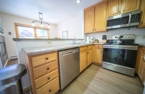 Mountain House House | Snake River Retreat | Updated/Balcony/Summer Fun