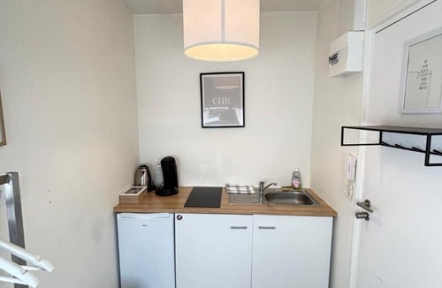 Strasbourg Apartment | Soh Rent Strasbourg Studio 3 Tv-Wifi Near Train Station