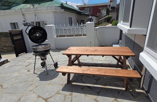 Sokcho House | Sokcho Family House Near Seorak Port, Seafood Market & Beach (Walkable)