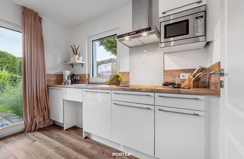 Murwik Apartment | Solibeach - Close to the beach, terrace, Wi-Fi, parking space, washing machine