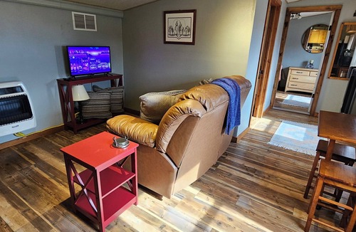 Alamosa House | Solo Travelers Paradise