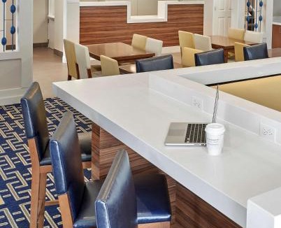 East Colorado Springs Hotel | Sonesta ES Suites Colorado Springs