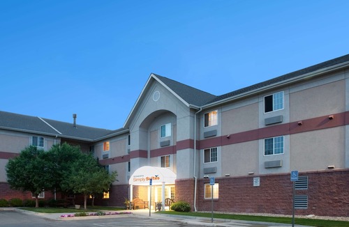 Golden Hotel | Sonesta Simply Suites Denver West Federal Center