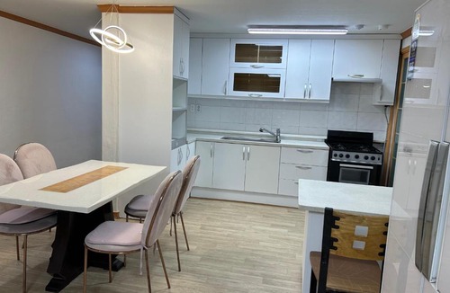 Pyeongtaek Apartment | Songtan K55 공원 산책로 2F 독채 하우스