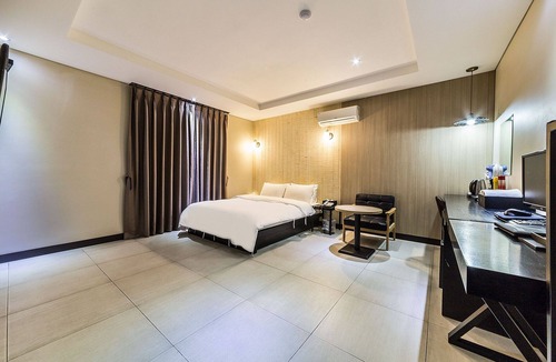 Pyeongtaek Hotel | Songtan Person