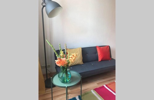 Ostheim Apartment | Sonnige 2-Zimmerwohnung mit Veranda