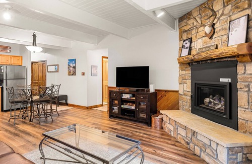 Four O'Clock Condo | Spacious 1 Bdrm. 1 Block to Peak 9 Base/Main St.
