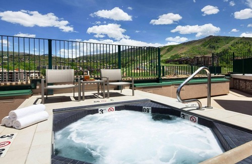 Steamboat Springs Resort | Spacious 2BR Lockoff at Sheraton Steamboat Resort Villas