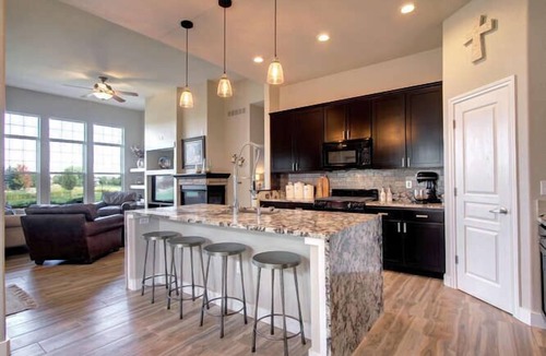 Broomfield House | Spacious 3 BDR Townhome on Golf Course
