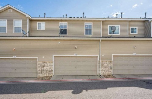 Commerce City House | Spacious 3BR Home w/Garage - Easy DIA Access