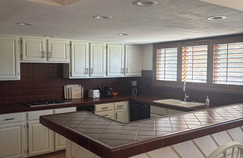 Hiwan Estates And Fairway House | Spacious 4 bedroom family mountain home.