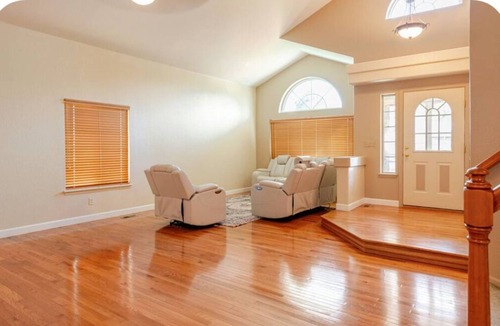 Green Valley Ranch House | Spacious 4-bedroom house with AC, WiFi in beautiful Denver