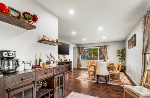 Westminster House | Spacious 6BR Retreat with Hot Tub near Denver