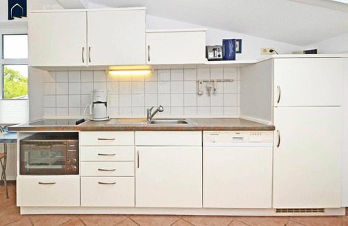 Heringsdorf Apartment | Spacious apartment in Heringsdorf with 2 bathrooms, only 300 m from the beach