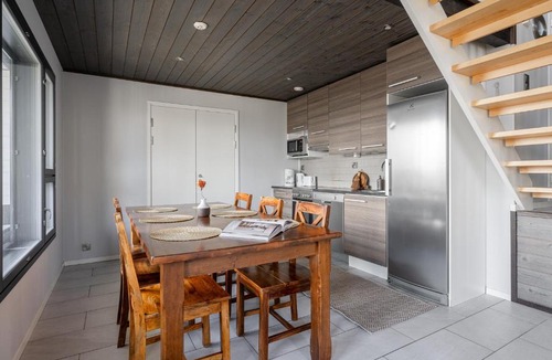 Muurame Apartment | Spacious & Cozy 2BR Cabin at Riihivuori Peak